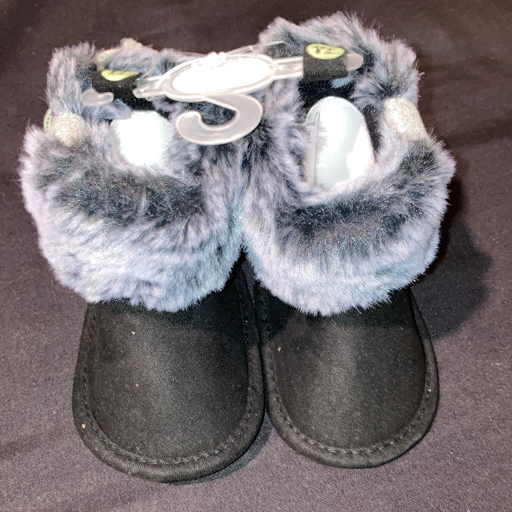 Baby’s shoes size 1